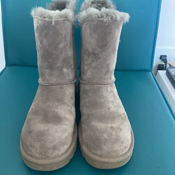 UGG Charcoal Constantine Ribbon-Accent Boot - Picture 5 of 9